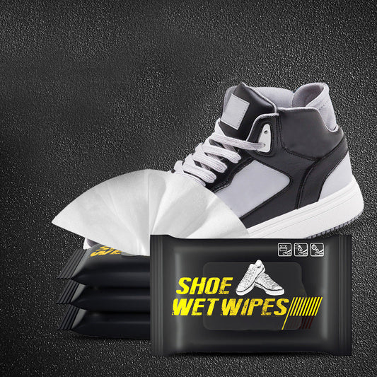 Lingettes humides pour nettoyer les chaussures blanches