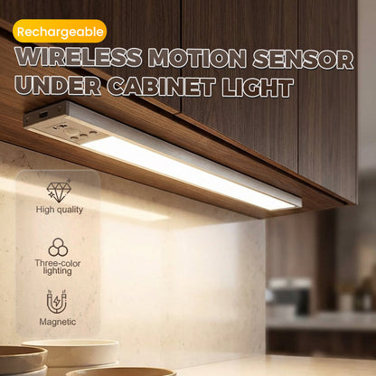 Lampe rechargeable sans fil à détecteur de mouvement à installer sous un meuble de cuisin